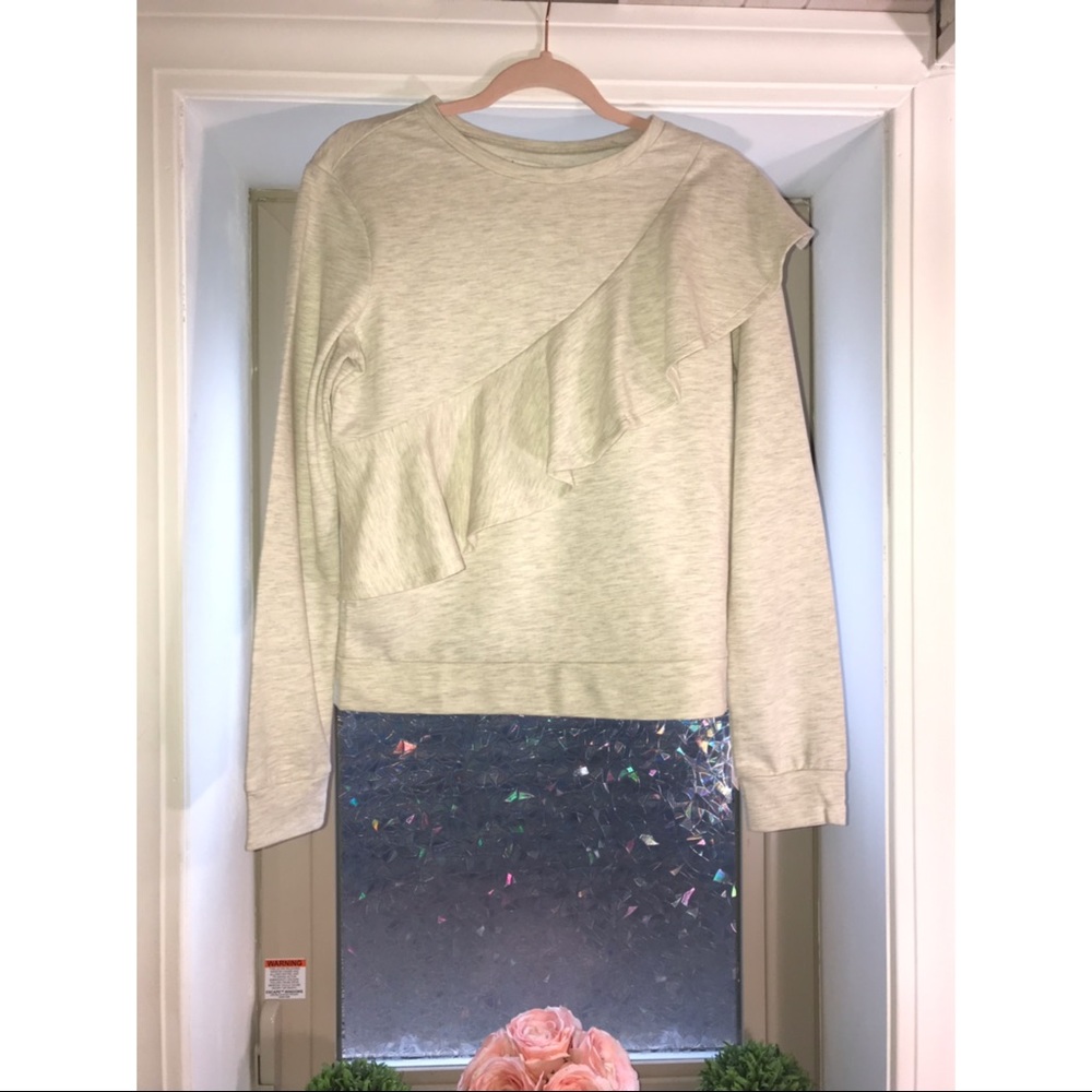 NWT-Forever 21- Ruffled Top